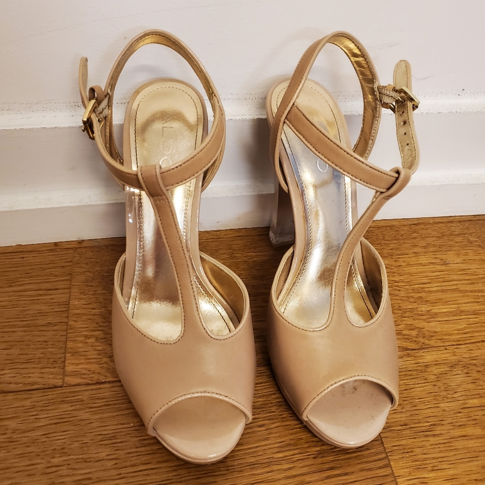 Aldo Beige pumps